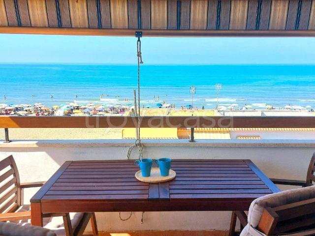 Appartamento in in affitto da privato ad Ardea lungomare degli Ardeatini, 180, terrazzo, da privato, fronte mare TrovaCasa