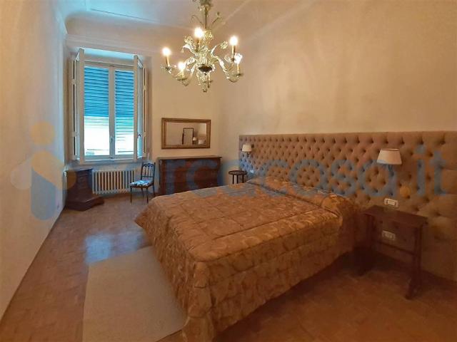 Appartamento in ottime condizioni in affitto a Firenze