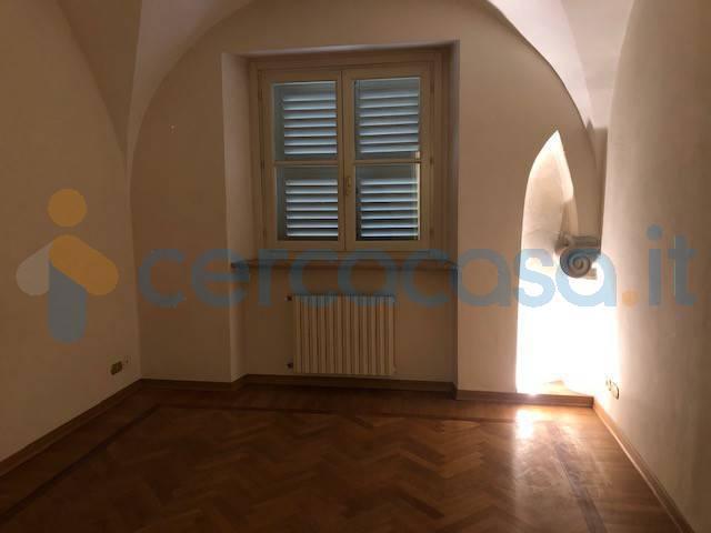 Appartamento in ottime condizioni in affitto a Parma