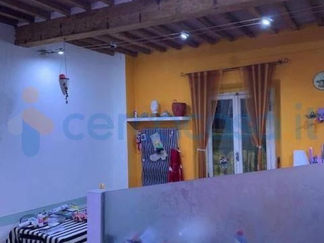 Appartamento in ottime condizioni in affitto a Pisa