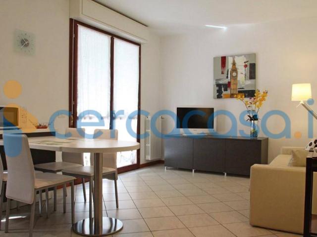 Appartamento in ottime condizioni, in affitto in Via Generale A. Cantore, Lissone