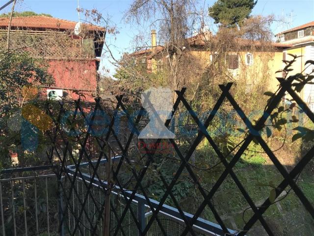Appartamento in ottime condizioni, in affitto in Via Giovannipoli, Roma