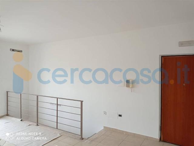 Appartamento in ottime condizioni, in affitto in Via De Renzis, Caserta