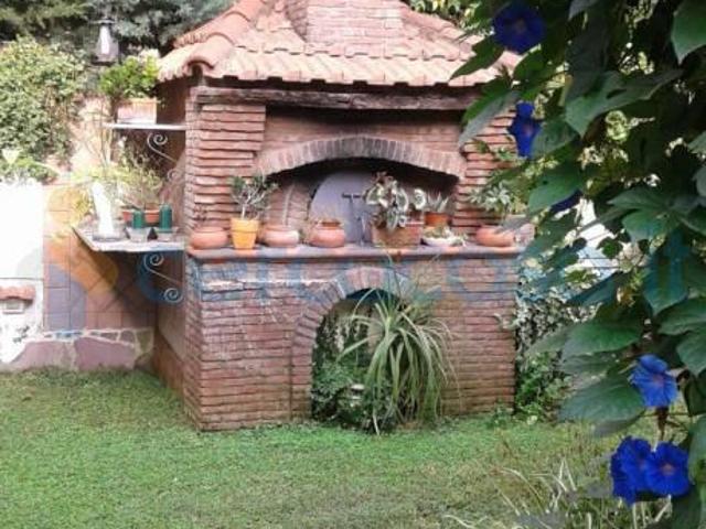 Appartamento in ottime condizioni, in affitto in Via Vicinale Masseria Vecchia, Giugliano In Campania