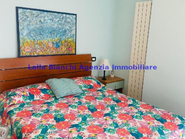 APPARTAMENTO in LOCAZIONE a PESARO