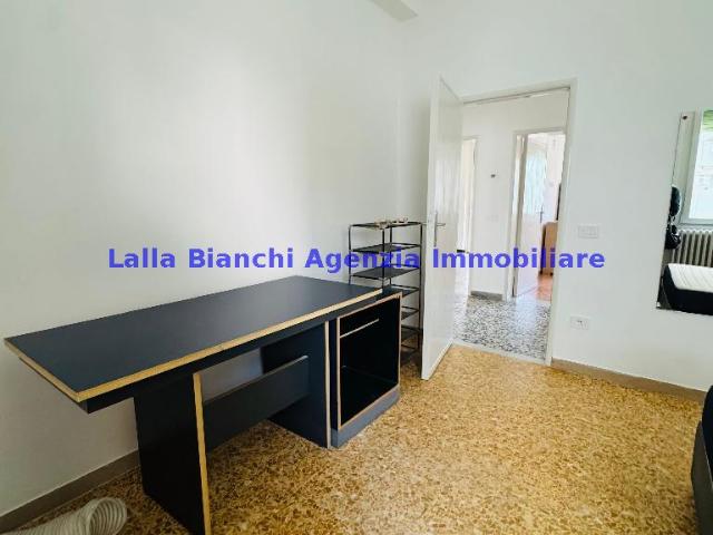 APPARTAMENTO in LOCAZIONE a PESARO