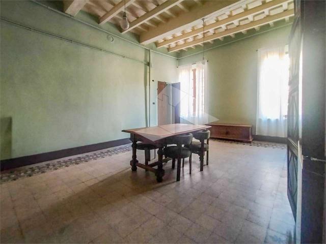 APPARTAMENTO IN LOCAZIONE IN PALAZZO STORICO