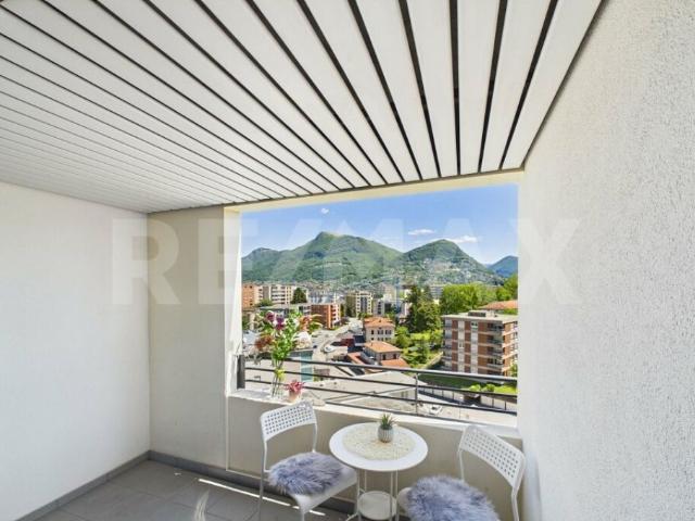 Appartamento in posizione centrale, vicino alla stazione, con vista aperta sulla città Lugano !