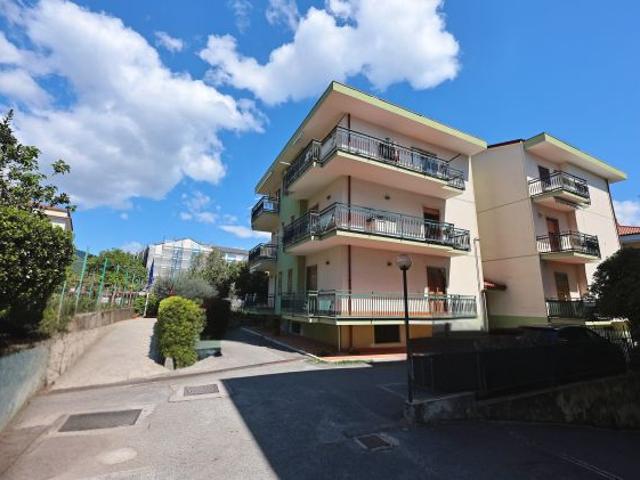 APPARTAMENTO IN PARCO CON GARAGE