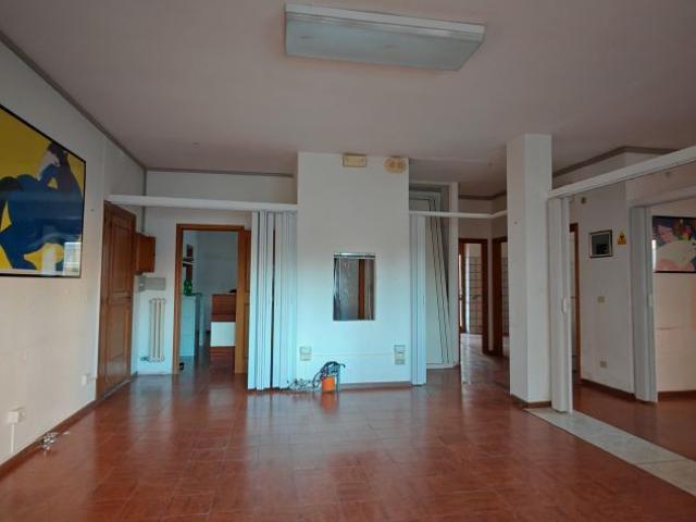 Appartamento in Vendita