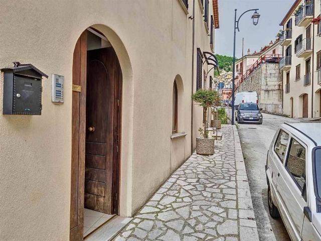 Appartamento in vendita a Muro Lucano PZ