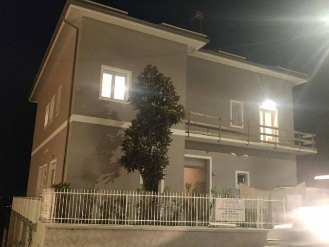 Appartamento in vendita a Macerata MC
