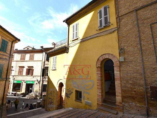 Appartamento in vendita a Macerata MC
