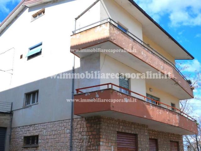 Appartamento in vendita a Macerata MC