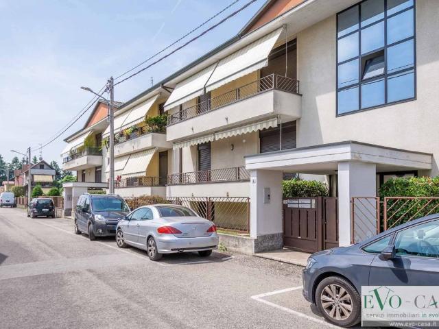 Appartamento in vendita a Magnago MI