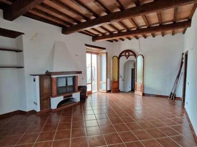 Appartamento in vendita a Magliano in Toscana GR