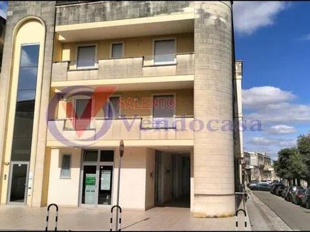 Appartamento in vendita a Maglie via Clementina Palma, 38