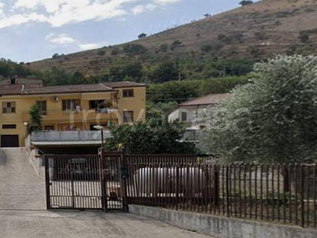 Appartamento in vendita a Maddaloni via Ponti della Valle