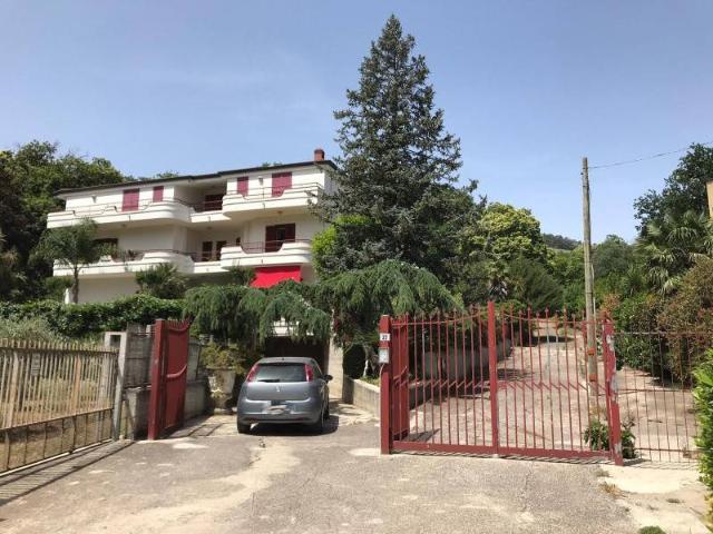 Appartamento in vendita a Maddaloni CE