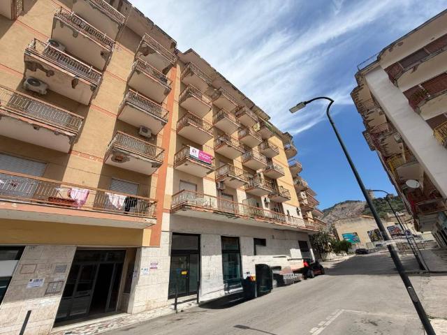 Appartamento in vendita a Maddaloni CE