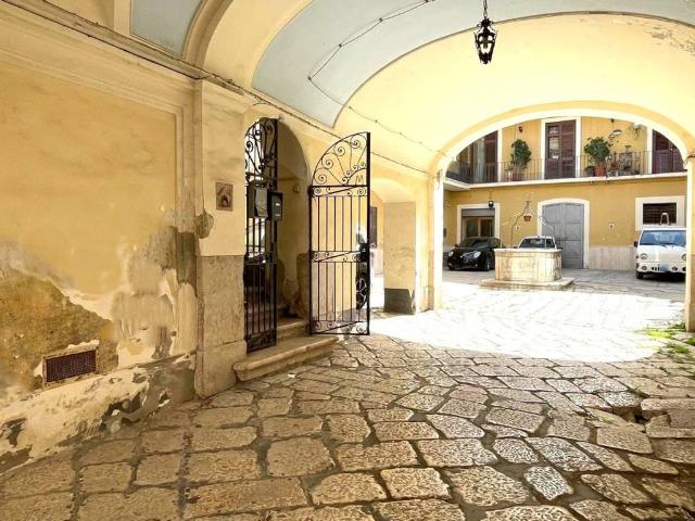 Appartamento in vendita a Maddaloni CE