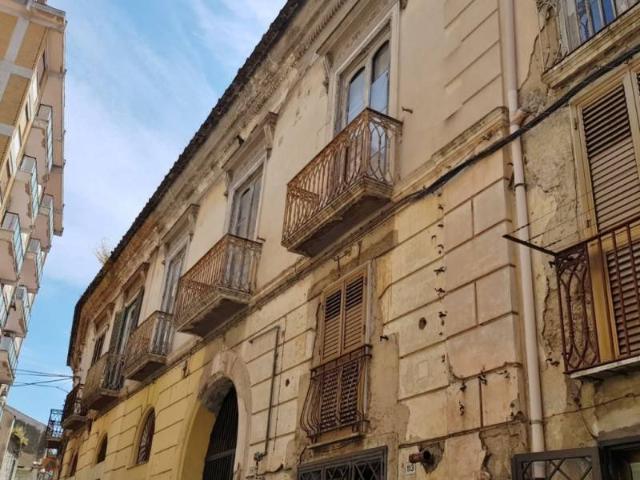 Appartamento in vendita a Maddaloni CE
