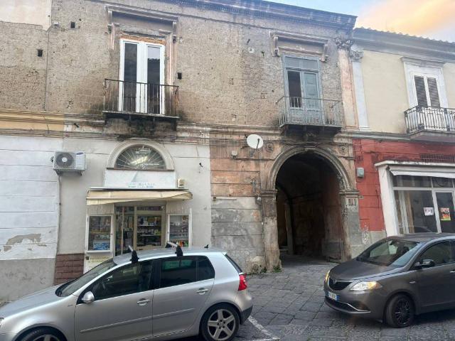 Appartamento in vendita a Maddaloni CE