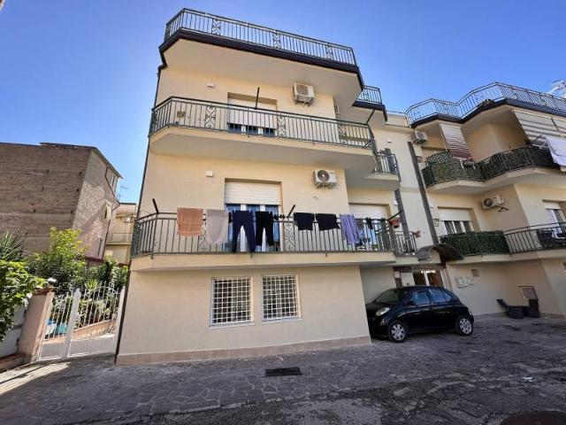 Appartamento in vendita a Maddaloni CE