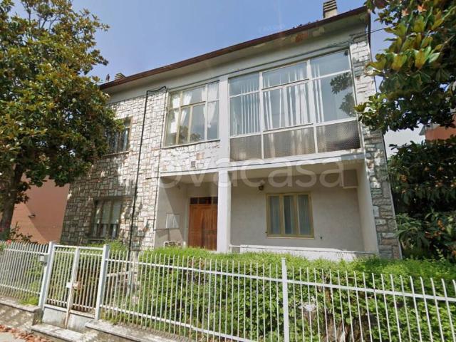Appartamento in vendita a Maiolati Spontini via Tullio Ceccacci, 30, Moie