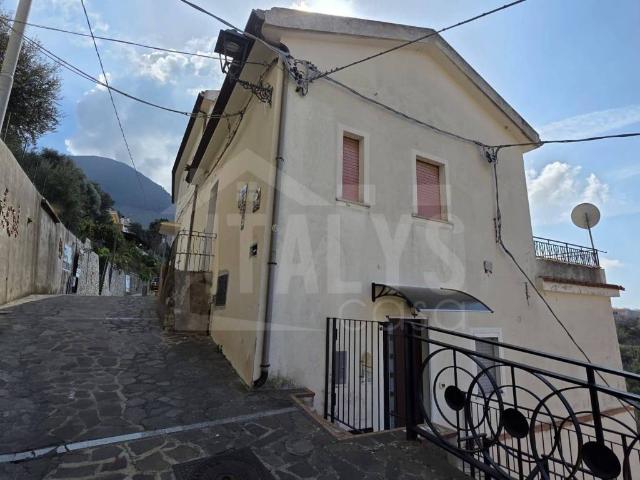 Appartamento in vendita a Maierà CS