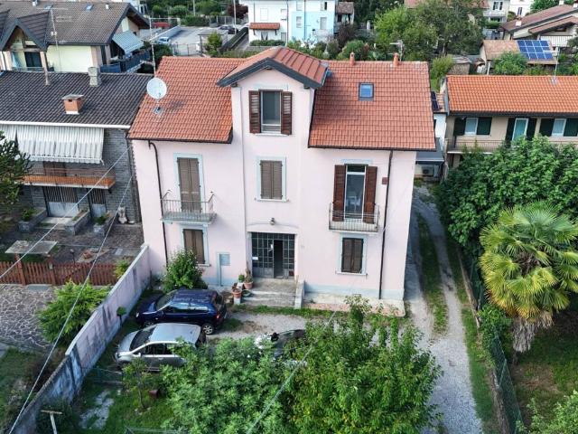 Appartamento in vendita a Malnate VA