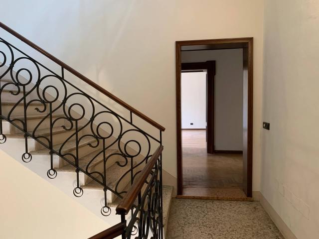 Appartamento in vendita a Mantova, Centro storico