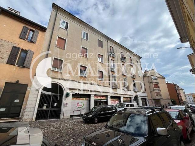 Appartamento in vendita a Mantova MN