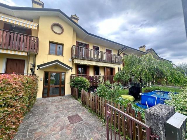 Appartamento in vendita a Manzano