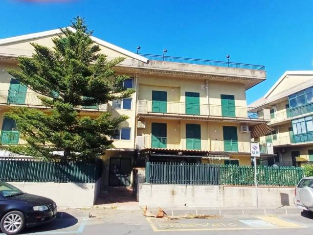 Appartamento in vendita a Mascali CT
