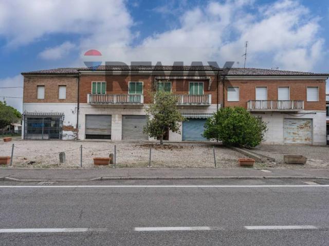 Appartamento in vendita a Masi Torello piazza libertà, 9