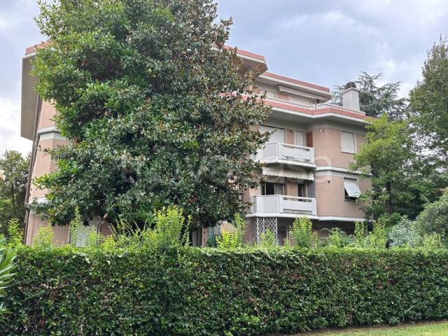 Appartamento in vendita a Massa, Marina di Massa Centro
