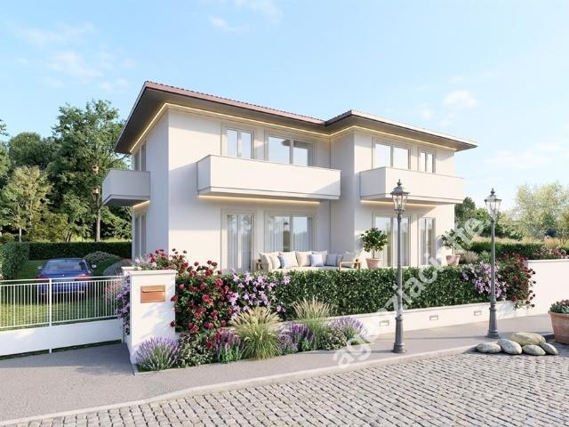 APPARTAMENTO in VENDITA a MASSA Marina di Massa di 4 vani