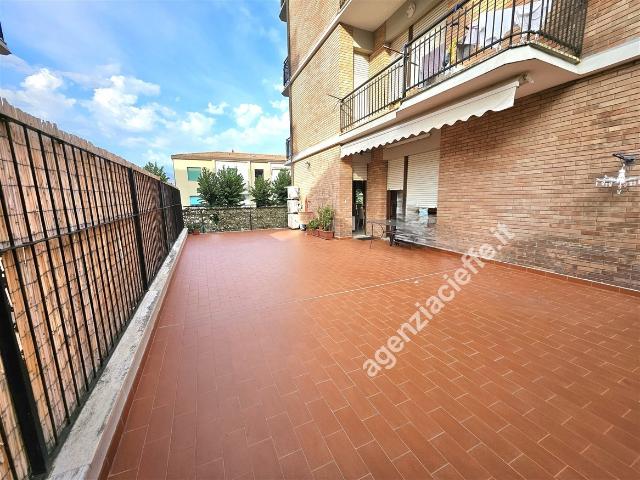 APPARTAMENTO in VENDITA a MASSA Marina di Massa di 4 vani