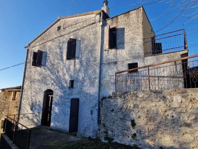 Appartamento in vendita a Massa Martana