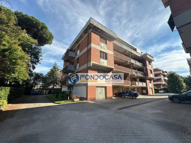 Appartamento in vendita a Massa MS