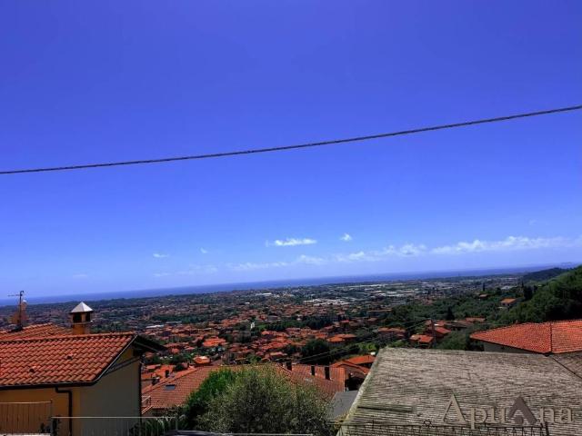 Appartamento in vendita a Massa MS