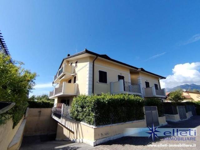 Appartamento in vendita a Massa MS