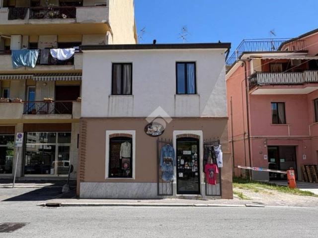 Appartamento in vendita a Massa MS