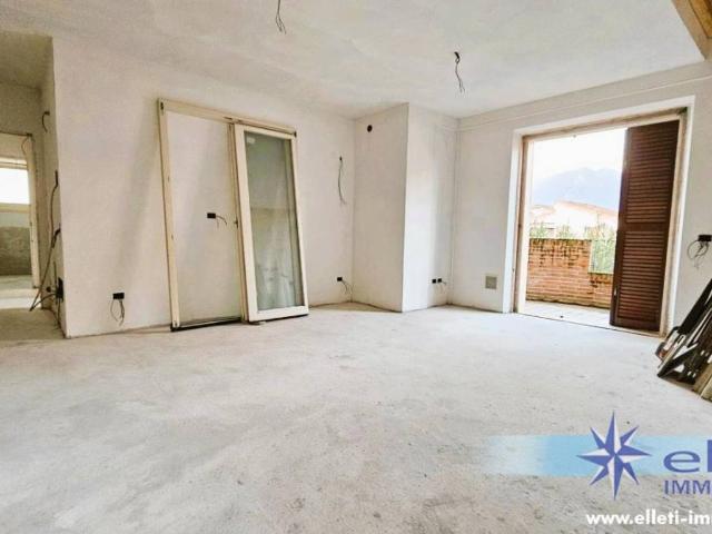 Appartamento in vendita a Massa MS