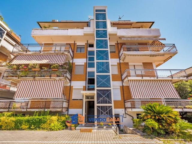 Appartamento in vendita a Massa MS