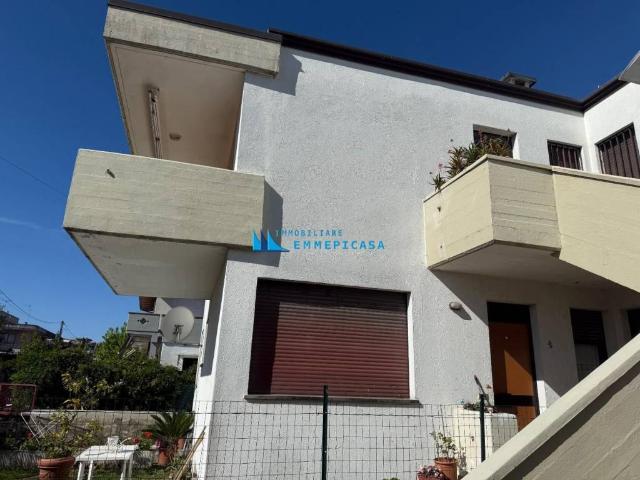 Appartamento in vendita a Massa MS