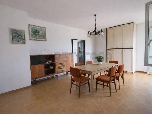 Appartamento in vendita a Massa MS