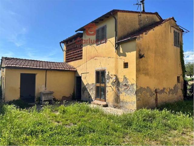 Appartamento in vendita a Massa e Cozzile PT