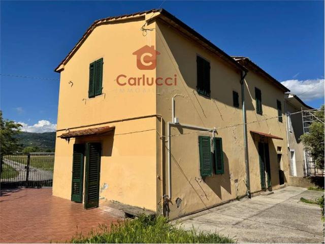Appartamento in vendita a Massa e Cozzile PT